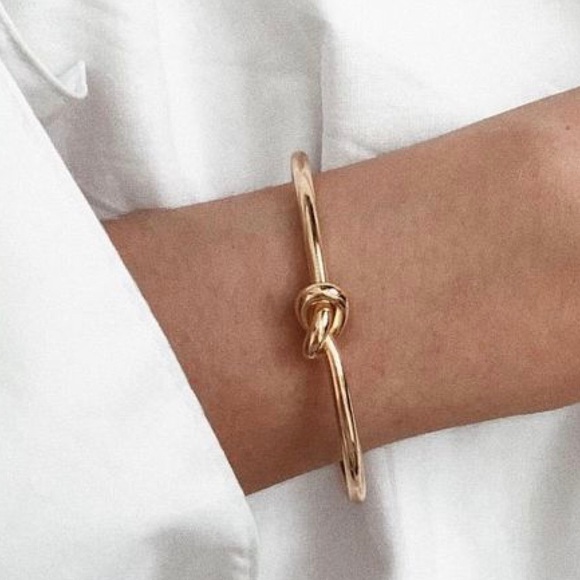 Woman’s Fashion Gold Marine Knot Bracelet Bangle - Picture 6 of 8